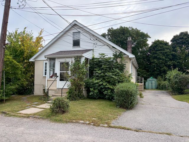 25 Lyons Ct, Watertown, MA 02472