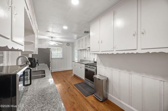 709 Hooker Road, Greenville, NC 27834