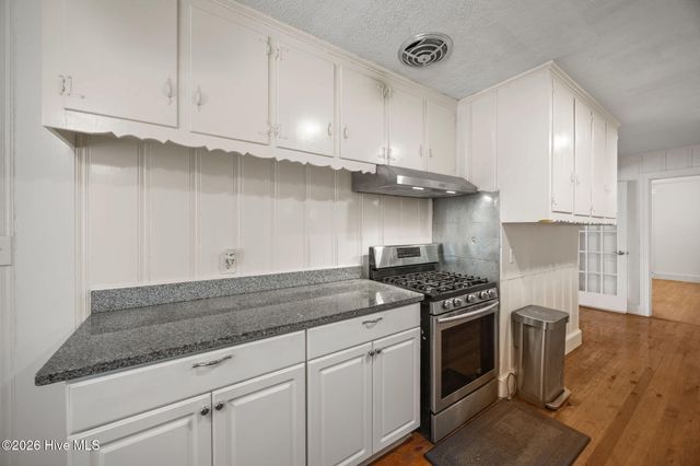 709 Hooker Road, Greenville, NC 27834
