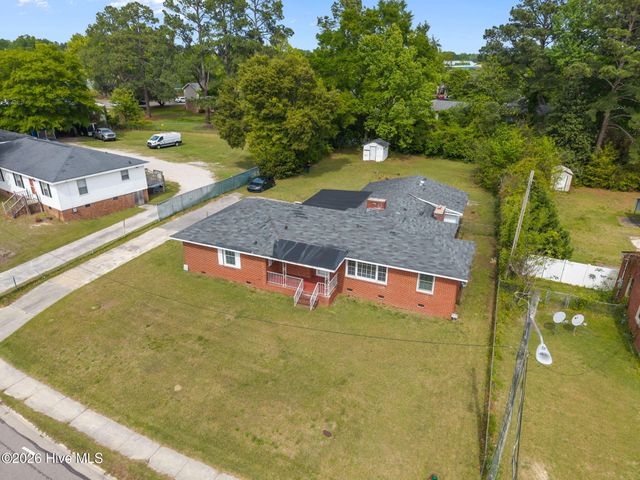 709 Hooker Road, Greenville, NC 27834