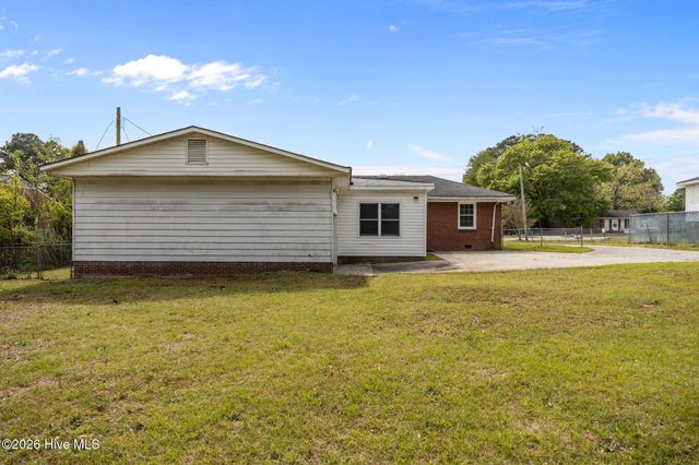 709 Hooker Road, Greenville, NC 27834