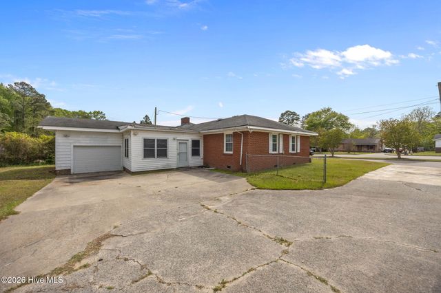 709 Hooker Road, Greenville, NC 27834