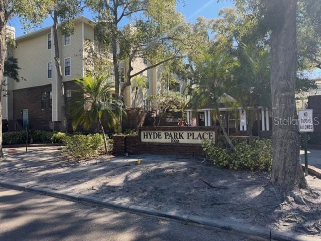 1000 W HORATIO STREET 201, Tampa, FL 33606
