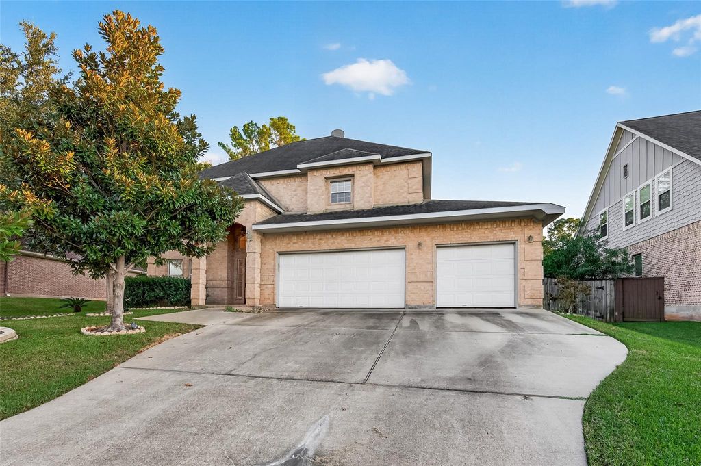 211 April Waters Drive W, Conroe, TX 77356