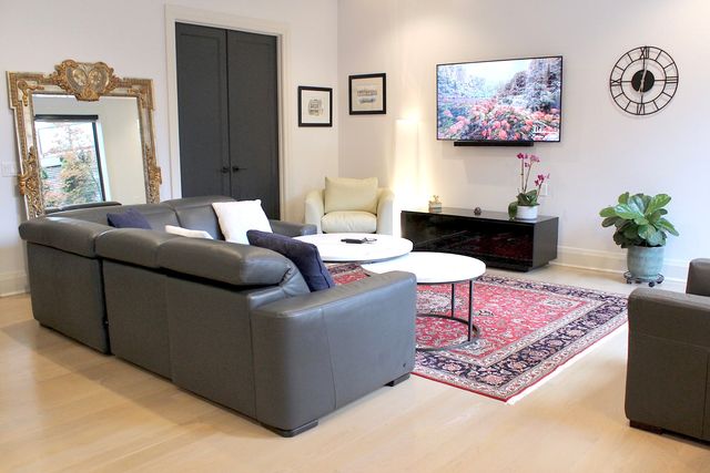 1110 W Schubert Avenue 201, Chicago, IL 60614