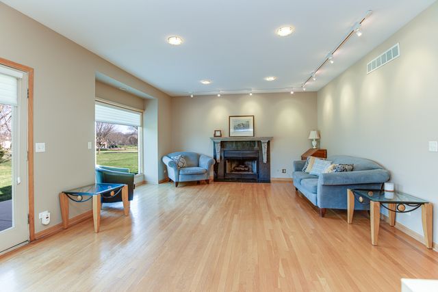 4N630 Eaton Way, West Chicago, IL 60185