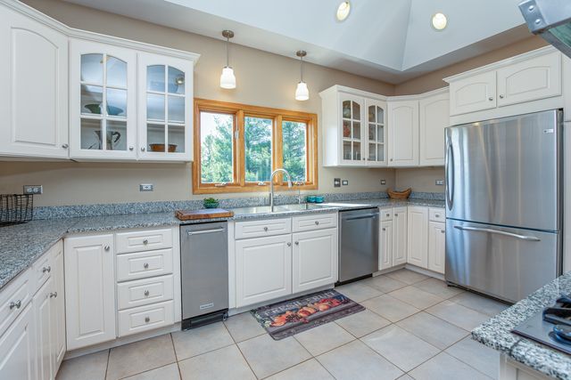 4N630 Eaton Way, West Chicago, IL 60185