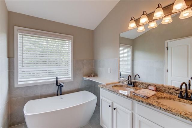 1833 Appaloosa Mill Court, Buford, GA 30519