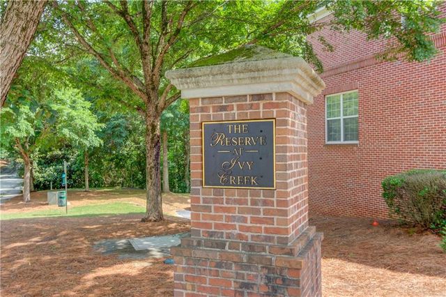 1833 Appaloosa Mill Court, Buford, GA 30519