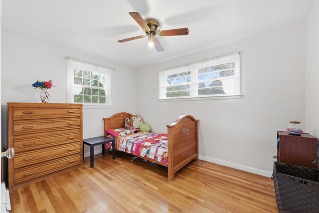 11 Mcfarlin Rd, Chelmsford, MA 01824