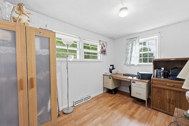 11 Mcfarlin Rd, Chelmsford, MA 01824