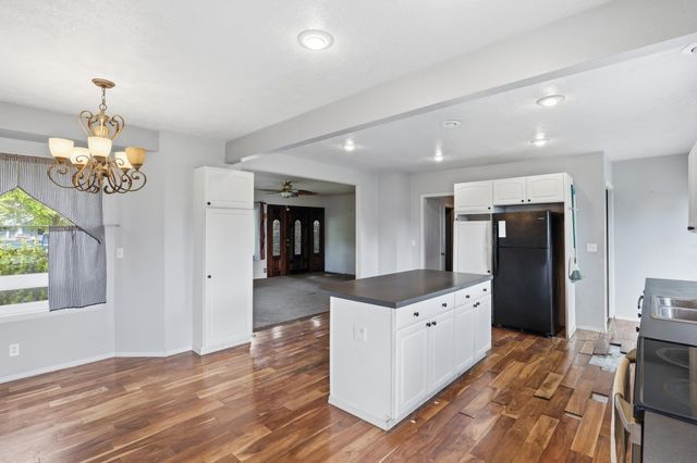 2512 N Park Rd, Spokane Valley, WA 99212