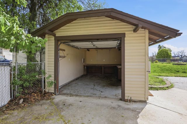 2512 N Park Rd, Spokane Valley, WA 99212