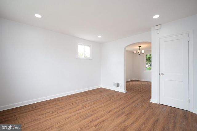 2701 N JESSUP ST, Wilmington, DE 19802