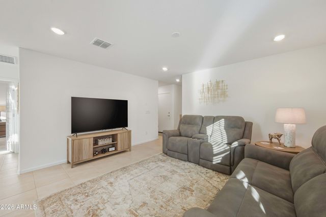 32300 N Hermon Road, San Tan Valley, AZ 85143