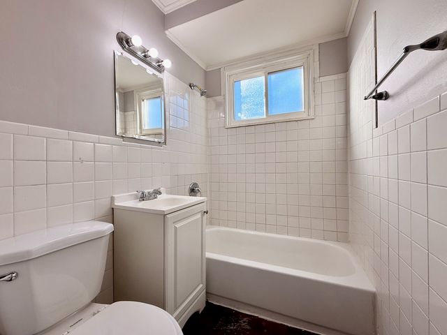 14525 Dobson Avenue, Dolton, IL 60419