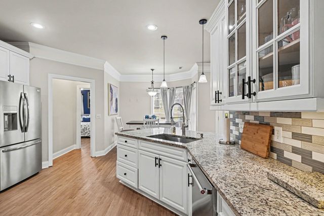 1213 Lake Marie Rd, Gallatin, TN 37066