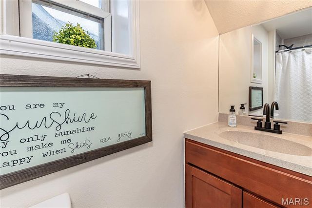 6559 Marmaduke Avenue, St Louis, MO 63139