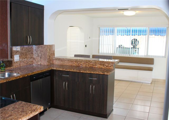 2253 SW 10th St, Miami, FL 33135