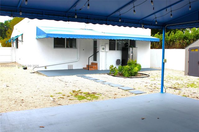 2253 SW 10th St, Miami, FL 33135