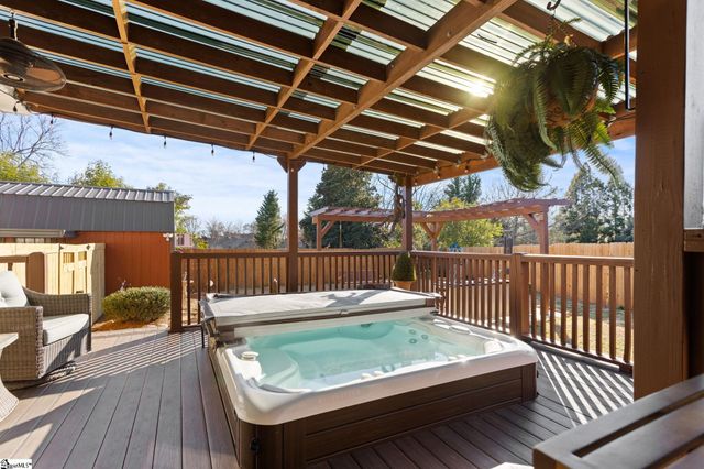 116A Ridge Road, Greenville, SC 29607