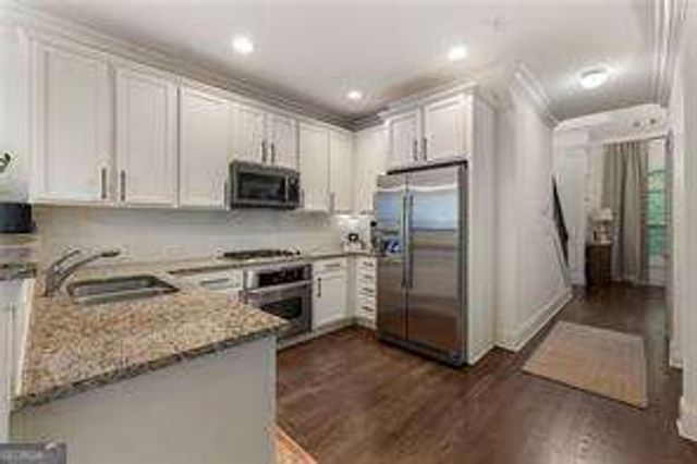 867 Perennial Drive 106, Atlanta, GA 30328