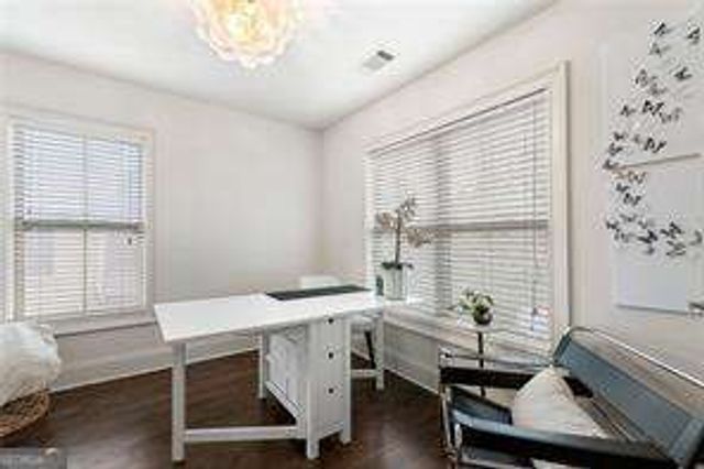 867 Perennial Drive 106, Atlanta, GA 30328