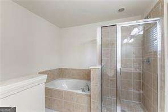 867 Perennial Drive 106, Atlanta, GA 30328