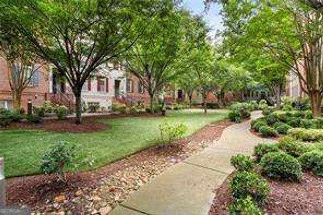867 Perennial Drive 106, Atlanta, GA 30328