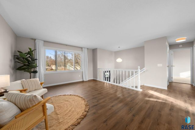 6713 W 53rd St Street, Sioux Falls, SD 57106