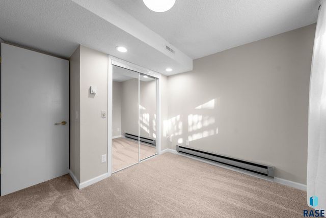 6713 W 53rd St Street, Sioux Falls, SD 57106