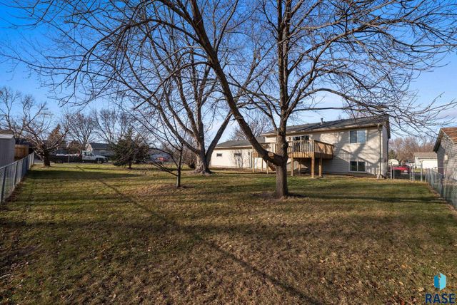 6713 W 53rd St Street, Sioux Falls, SD 57106