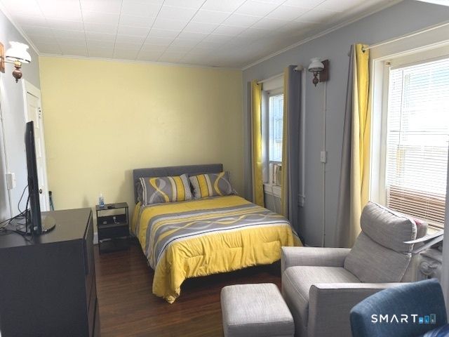 610 Wilmot Avenue 2, Bridgeport, CT 06607
