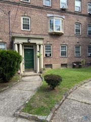 610 Wilmot Avenue 2, Bridgeport, CT 06607