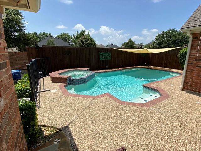 209 Longmeadow Drive, Coppell, TX 75019