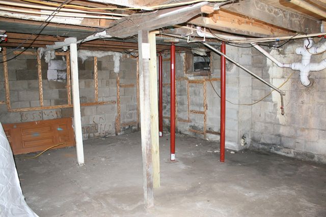 389 Parker Avenue, Benton Harbor, MI 49022