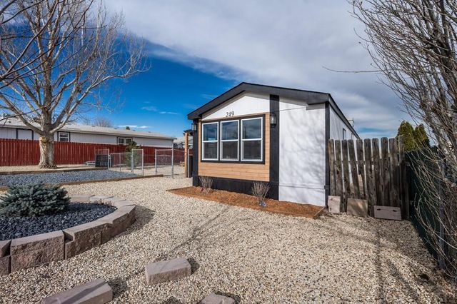 249 E Dawnview Dr, Pueblo West, CO 81007