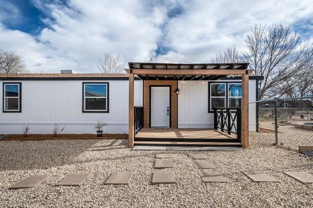 249 E Dawnview Dr, Pueblo West, CO 81007