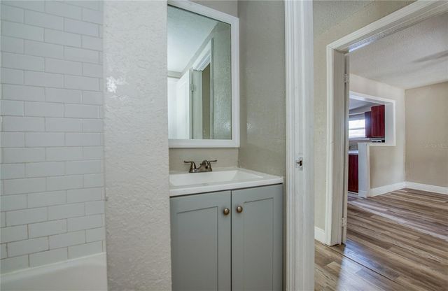 1516 E WATERS AVENUE, Tampa, FL 33604