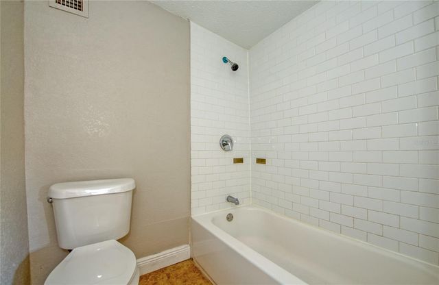 1516 E WATERS AVENUE, Tampa, FL 33604