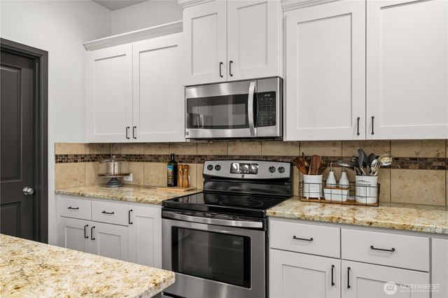 14414 99th Avenue SE, Yelm, WA 98597