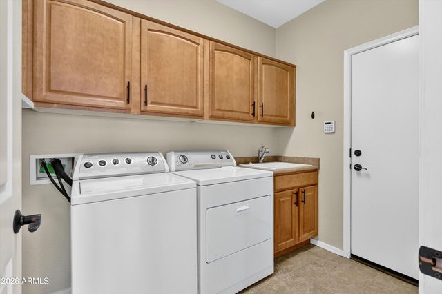 13055 W Redbird Road W, Peoria, AZ 85383