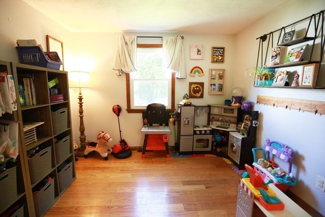 450 Summer St, Bridgewater, MA 02324