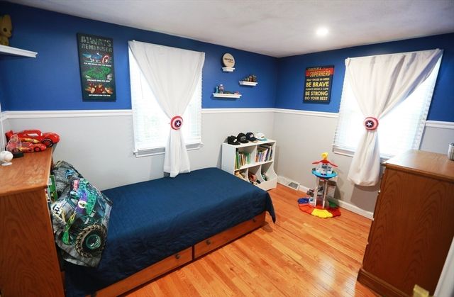 450 Summer St, Bridgewater, MA 02324