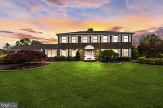 16 PROVIDENCE DR, Princeton Junction, NJ 08550