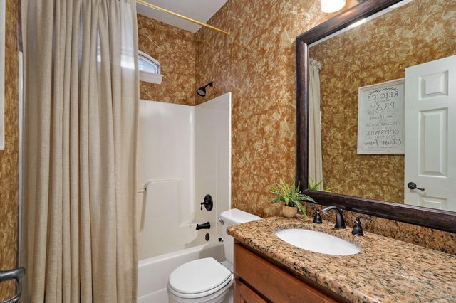 750 Rippling Creek Road, Nixa, MO 65714