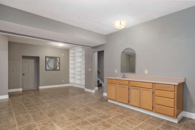 750 Rippling Creek Road, Nixa, MO 65714