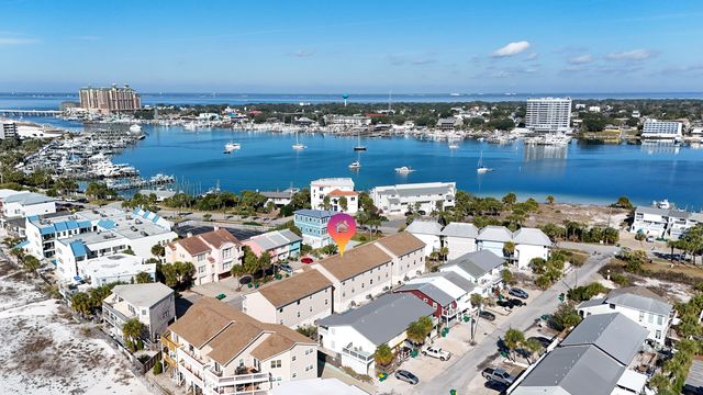 108 Gulf Winds Court 108, Destin, FL 32541