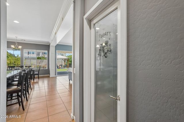 10556 E MENDOZA Avenue, Mesa, AZ 85209