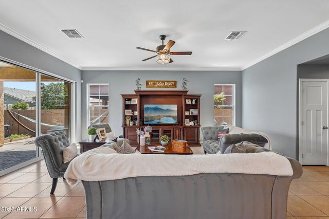 10556 E MENDOZA Avenue, Mesa, AZ 85209